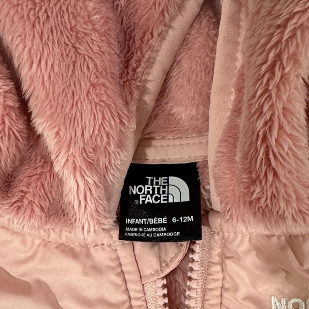 The North Face Kids Blush Fleece Hoodie size 6-12 months